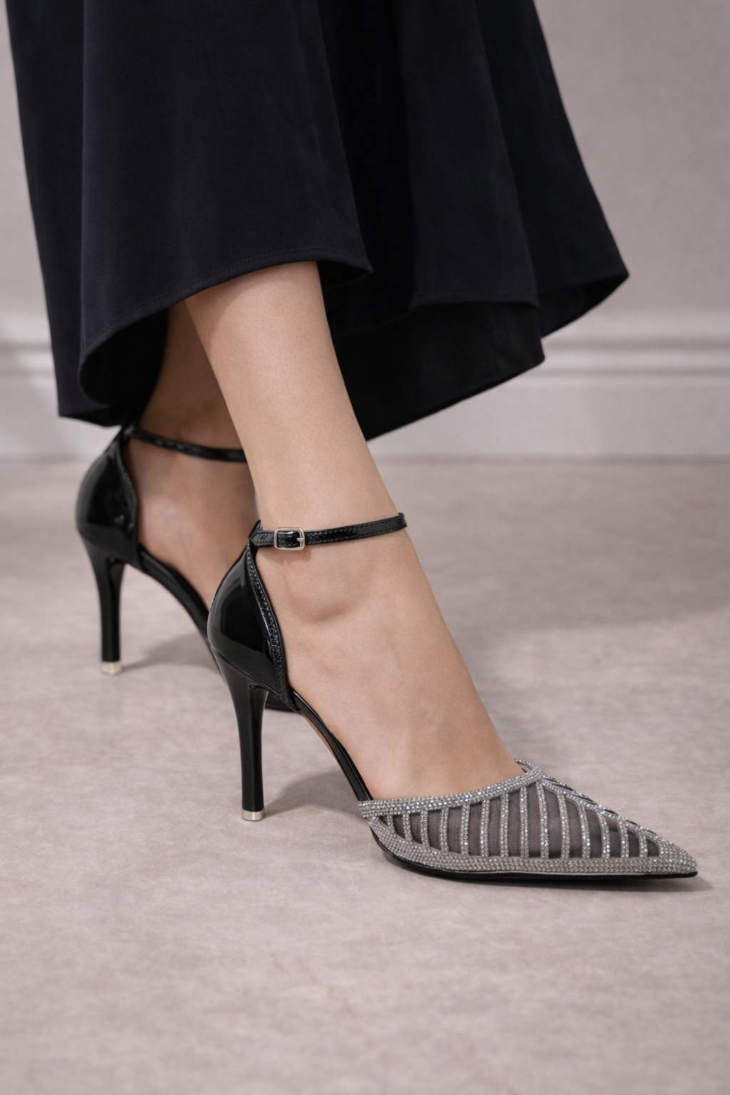 FOOTWEAR