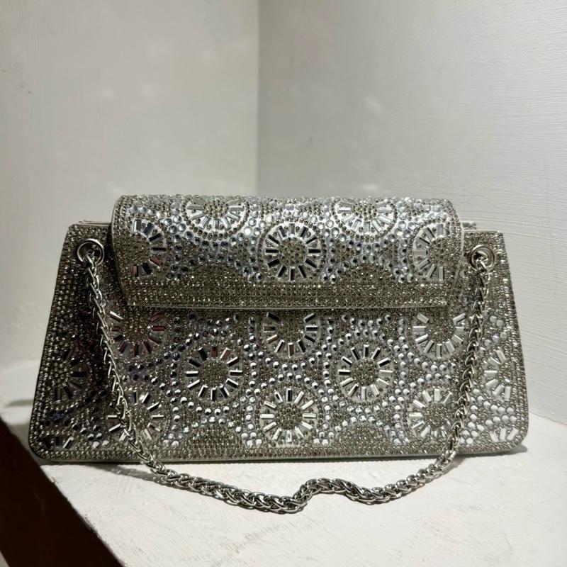 Diamanté Detail Clutch Bag for Elegant Occasions