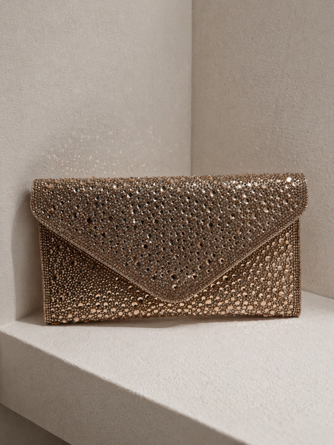 Diamanté Envelope Clutch Bag - Sparkling Rhinestone Design for Elegant Events